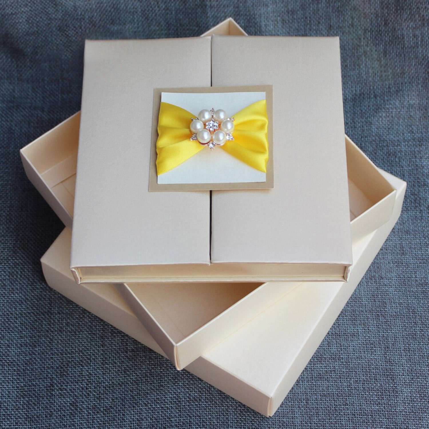 Hardcover Box Wedding Invitation Card Foiling Printing New Invitaion Card 